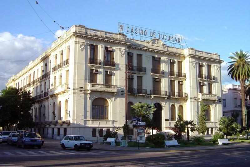 Casino de Tucumán, ex Hotel Savoy