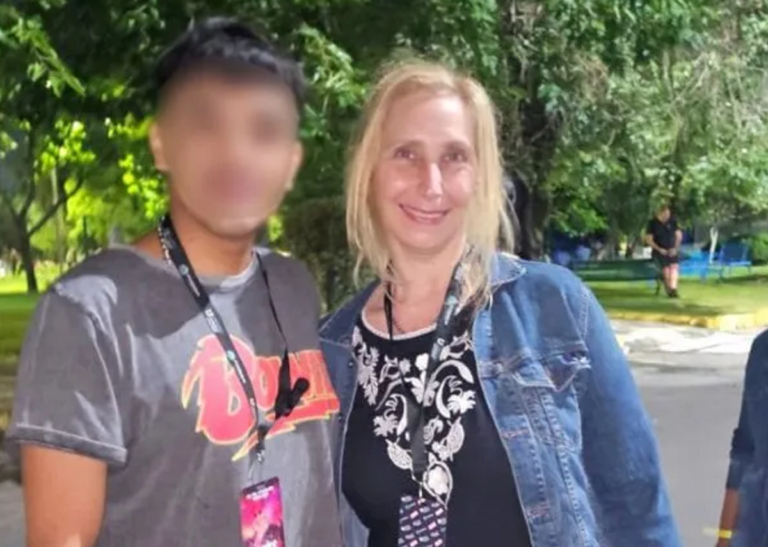 “El país prendido fuego y Karina Milei bailando en un recital de Ulises Bueno”: la hermana del presidente asistió a un show del músico cuartetero