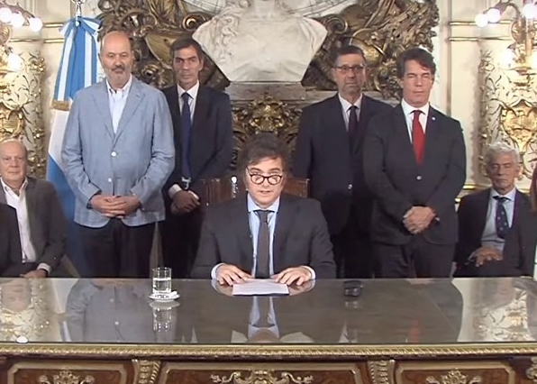 El Gobierno ingresó por el Senado el DNU