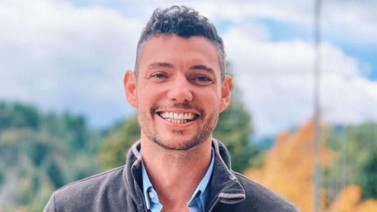 Tenemos que apoyar al Gobierno sin ser oficialistas