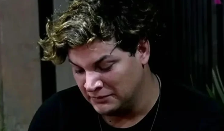 “Un primo abusaba de mí y nunca dije nada”: la triste historia de Emmanuel Vich