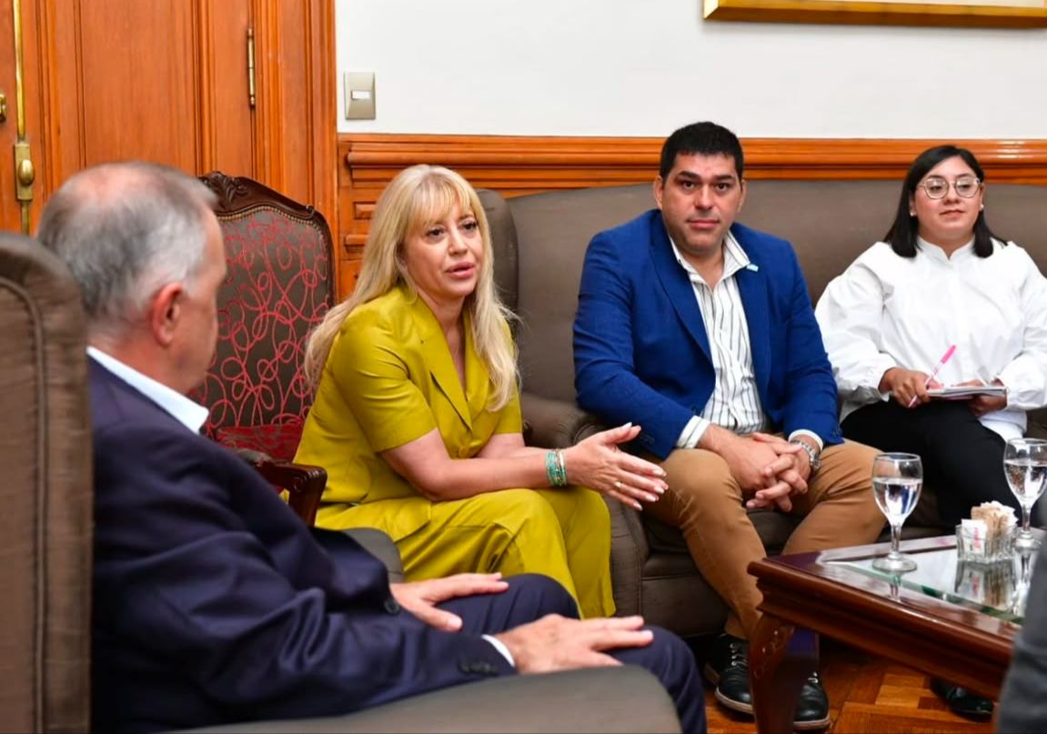 Jaldo y Chahla en reunión