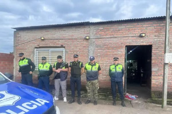 Allanamientos a “viudas negras” en San Miguel de Tucumán: tenían municiones y un celular Allanamiento a viudas negras