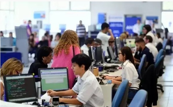 En abril, los gremios cobrarán aumentos de sueldos Aumentos para los gremios