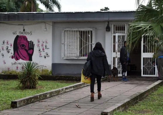 Una tucumana de 17 años se quitó la vida dentro del Instituto Goretti con un arma de fuego Joven tucumana se quitó la vida