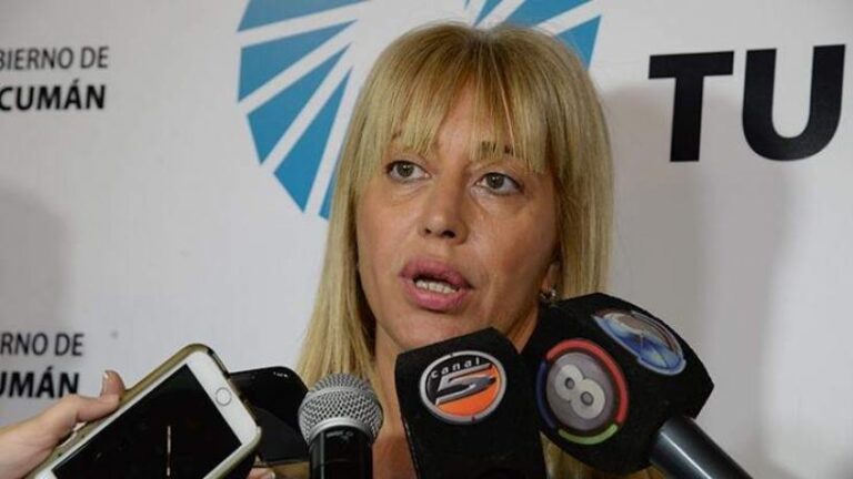 Vecinos reclaman obras y gestión: la tiktoker ya no puede caminar tranquila Rossana Chahla - San Miguel de Tucumán - Municipio