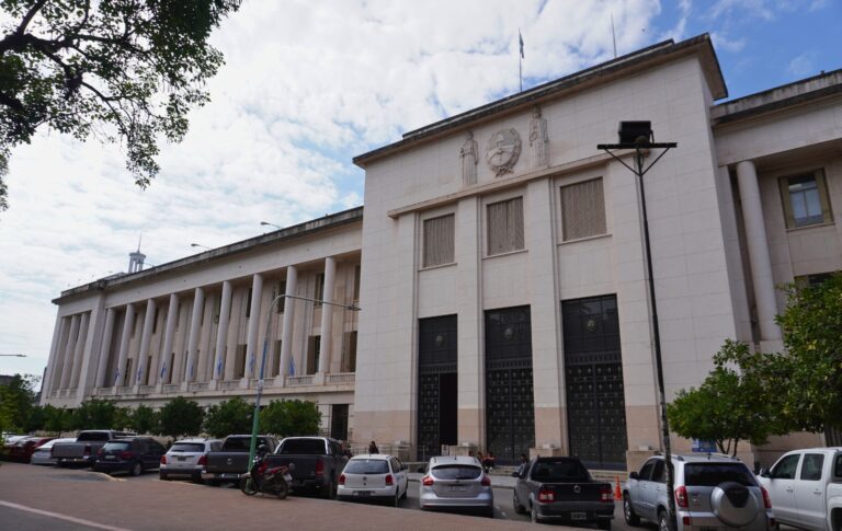Rechazan el pedido de no aumentar la cuota alimentaria: la Justicia priorizó a la hija