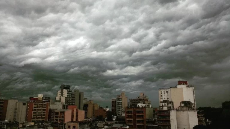 clima y temperaturas frio y nublado en tucuman