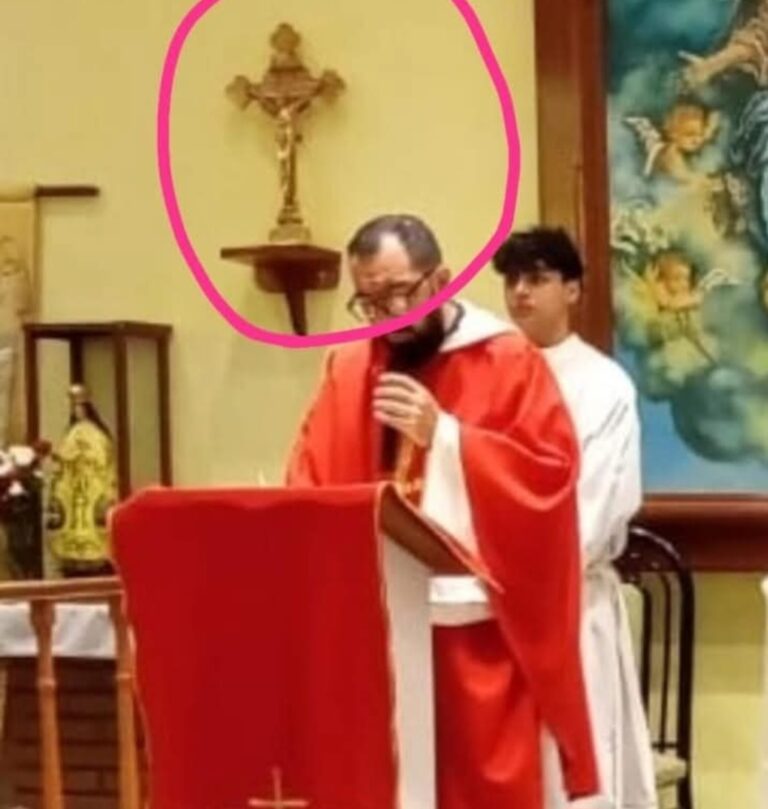 Delincuente roba una cruz en Tafí Viejo: dolor y repudio en la comunidad Robo Tafi