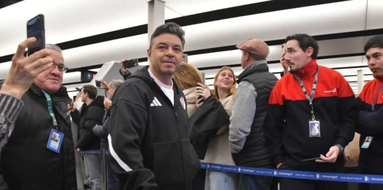 Se suspendió el vuelo de River Plate rumbo a Santiago del Estero y se reprogramó para mañana a las 11 Se reprograma el viaje de River