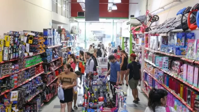 Comercios en Tucumán: la mayoría abrirá sus puertas este viernes