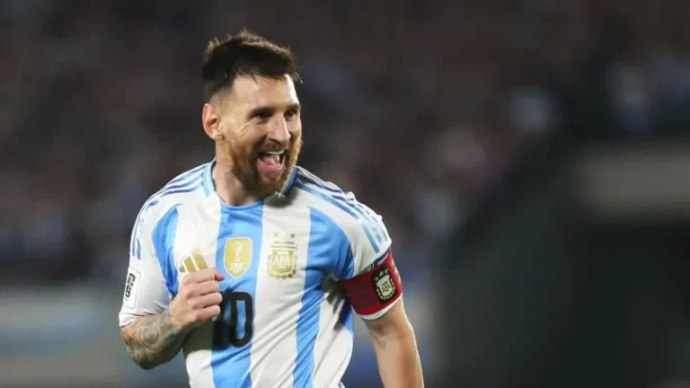 Messi será titular ante Venezuela y habrá rotación en los amistosos Scaloni - Convocados-messi