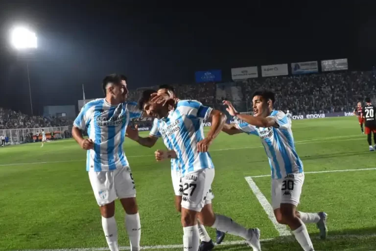 900x600 festejo gol clever ferreira 1103878 000517