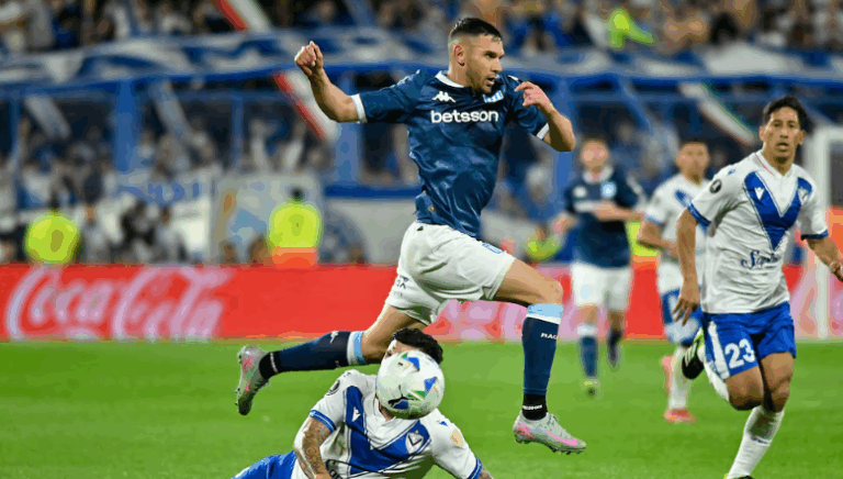 Racing VS Vélez por Copa Libertadores 2025