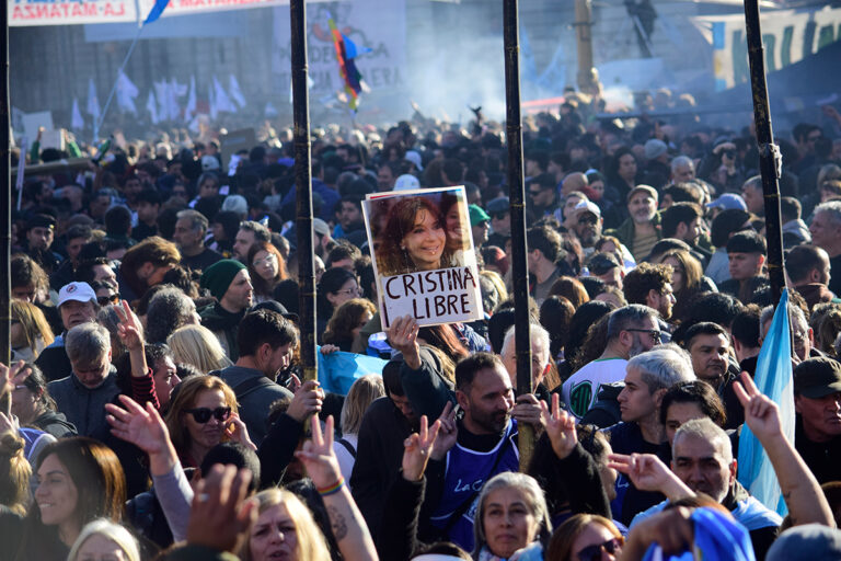 A 100 días de la condena, el kirchnerismo marcha por Cristina Fernández kirchnerismo