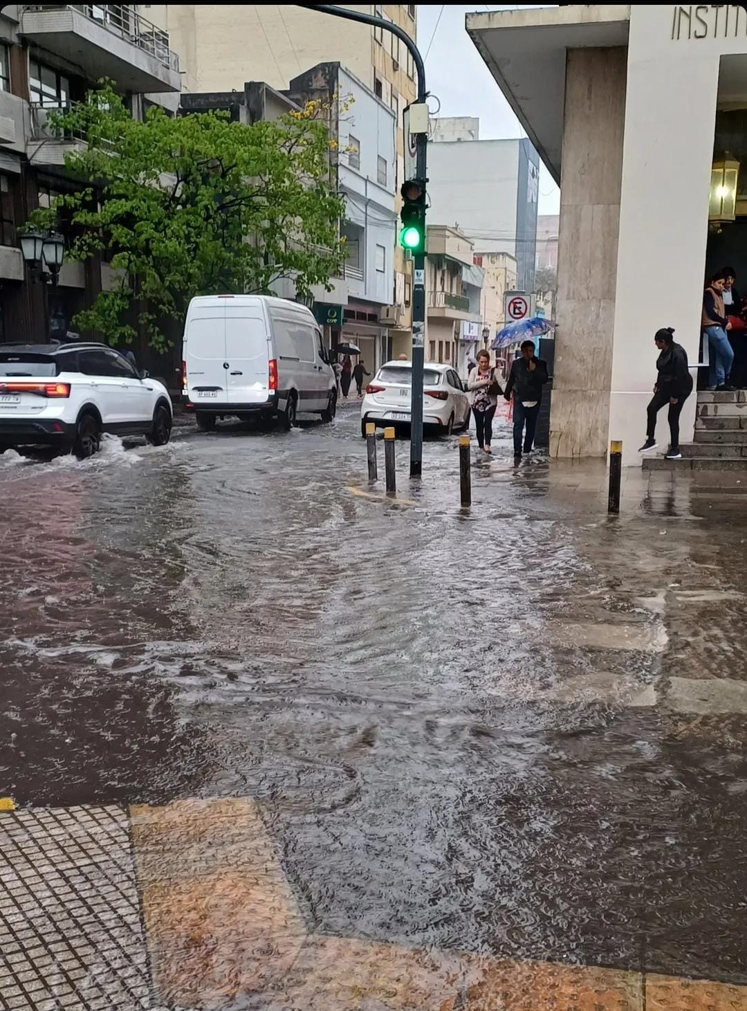 Chahla - Lluvia
