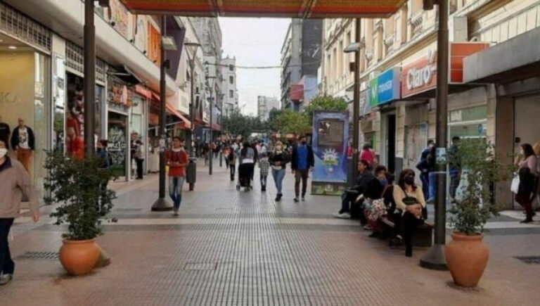 Feriado del 12 de octubre: los comercios de San Miguel de Tucumán permanecerán cerrados