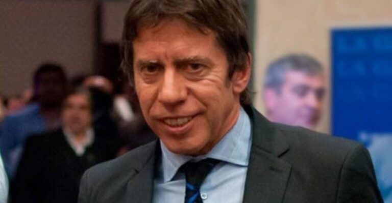Ricardo Bussi podría ir a prisión si no deja de usar la imagen de Milei