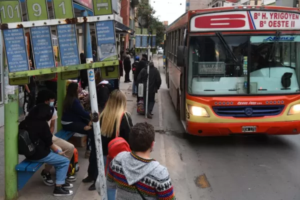 Se agrava el conflicto del transporte en Tucumán: suspensiones, tensiones y medidas de urgencia transporte