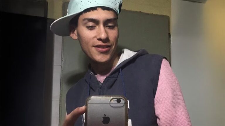 Robó una moto, se estrelló contra un poste y murió: su familia pide dinero para enterrarlo Robó una moto, se estrelló contra un poste y murió