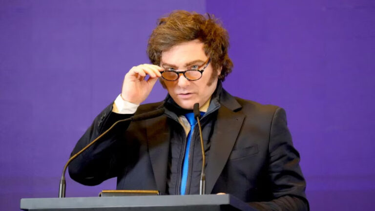 Javier Milei: “El que propone tocar la micro está proponiendo hacer corrupción” Economía