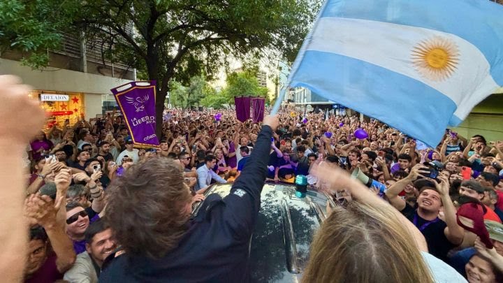 Multitud en Córdoba: Milei volvió a la provincia y se reencontró con sus votantes