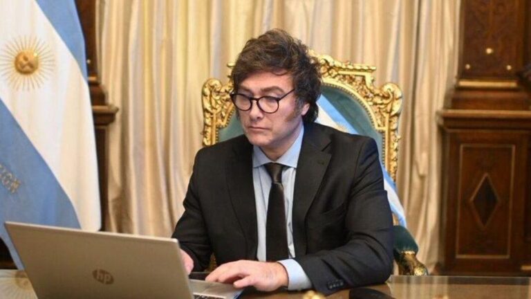 Milei no se toma vacaciones y mantiene su agenda de trabajo durante enero Milei