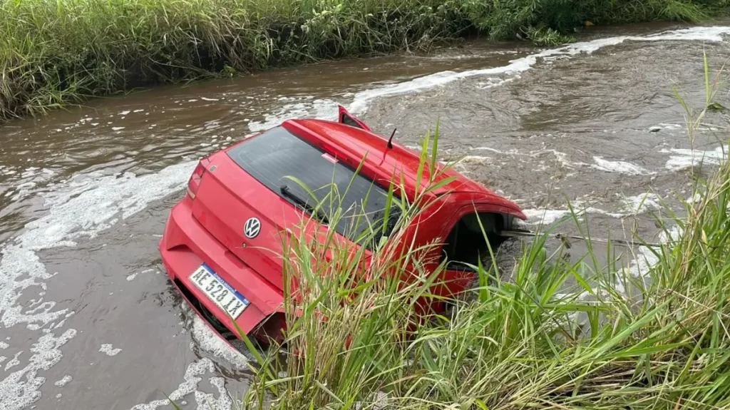 Tragedia vial en el este tucumano y polémica por la detención de un fotoperiodista
