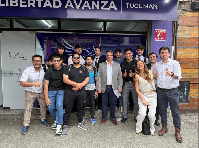 Jóvenes libertarios lanzaron una campaña solidaria para asistir a los afectados por las inundaciones lib