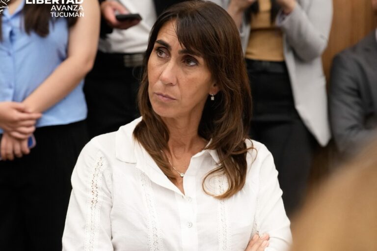 Soledad Molinuevo fulminó a Chahla: “Gobernar no es hacer contenido para redes, es gestionar” Molinuevo fulminó a Chahla: “Gobernar no es hacer contenido para redes, es gestionar”