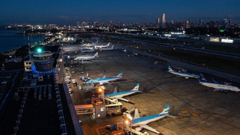 Récord histórico en la aviación argentina: más de 50 millones de pasajeros volaron en 2025