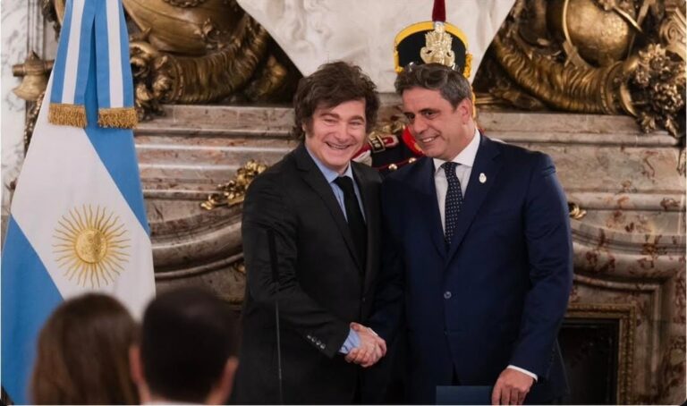 Lisandro Catalán celebró la baja del riesgo país a mínimos de hace 8 años Catalán - Inflación - Milei