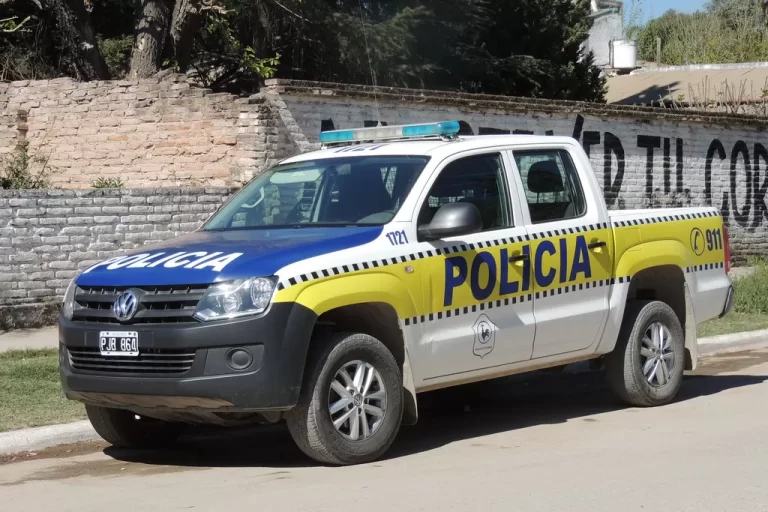 Cuatro heridos a puñaladas durante los festejos de Carnaval en El Cadillal Cuatro heridos a puñaladas durante los festejos de Carnaval en El Cadillal