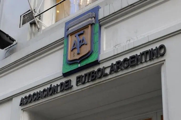 AFA decreta paro de fútbol nacional tras la denuncia de ARCA