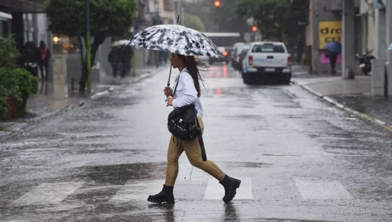 Lunes inestable en Tucumán: lluvias durante toda la jornada y tormentas por la tarde