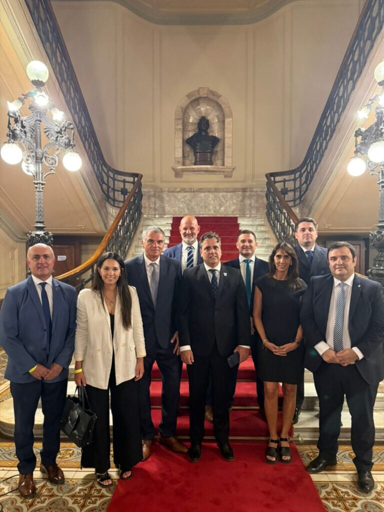 Catalán, la persona que vino a molestar a todo el sistema