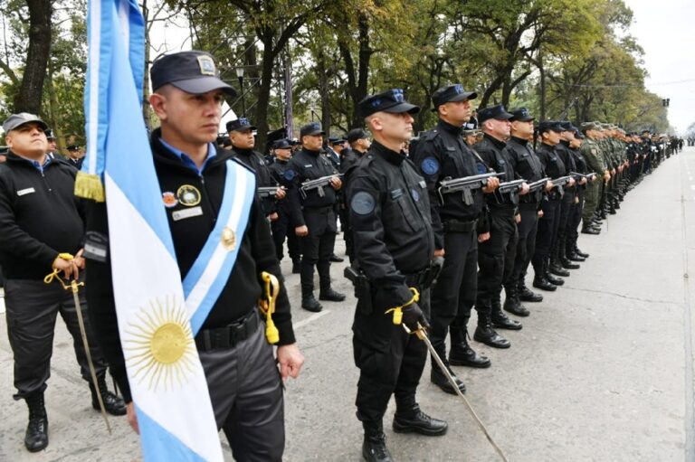 Vigilia por el 9 de Julio: más de 2.000 policías, cortes de tránsito y un amplio operativo de seguridad en Tucumán