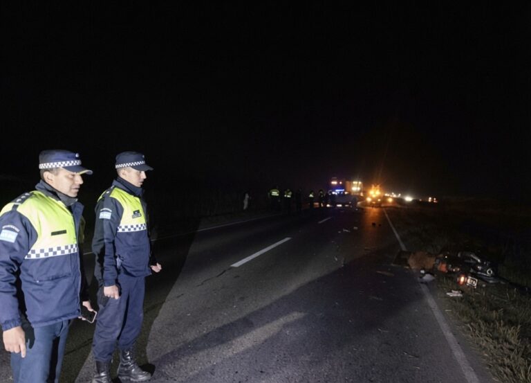 Un joven de 18 años murió tras un violento choque entre dos motos en Leales
