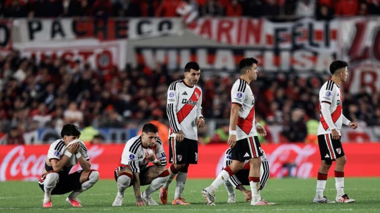Otra gallineada: River quedó eliminado ante Independiente Santa Fe por penales