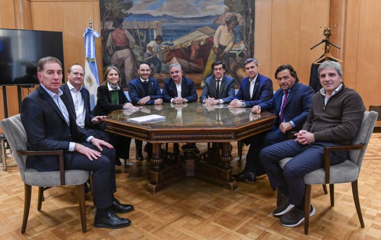 El Gobierno alcanzó un acuerdo histórico con los gobernadores del norte grande por zonas cálidas