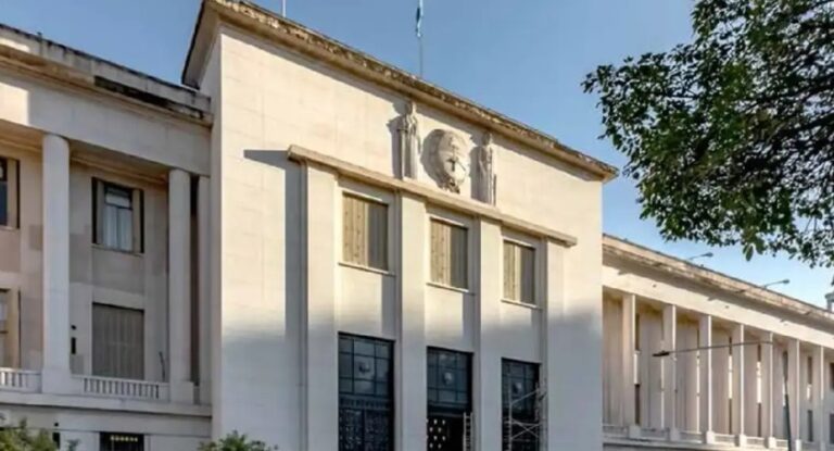 La Justicia tucumana determinó que una niña era utilizada en el conflicto entre sus padres y sancionó a los adultos