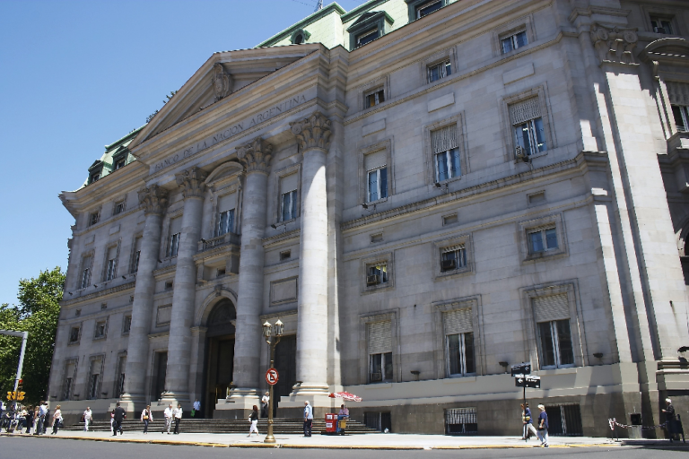 El Banco Nación amplió las opciones para refinanciar deudas en mora