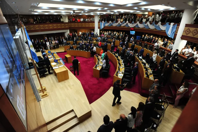 Tucumán encabeza el gasto legislativo del país: $3.725 millones por cada banca