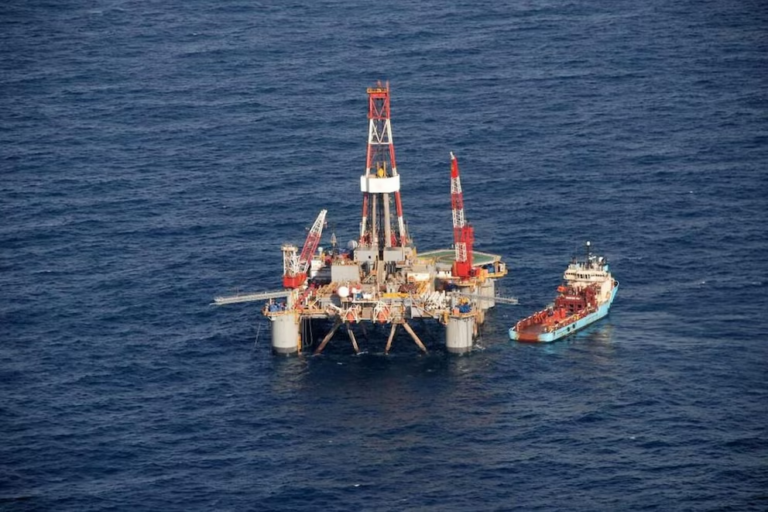 El Gobierno denunciará a cinco empresas por la explotación petrolera en las Malvinas