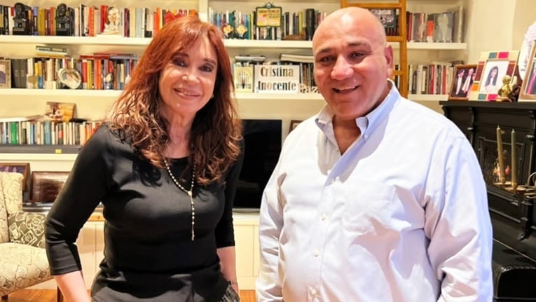 El ajedrez tucumano: la foto que mueve el tablero e incomoda a Jaldo