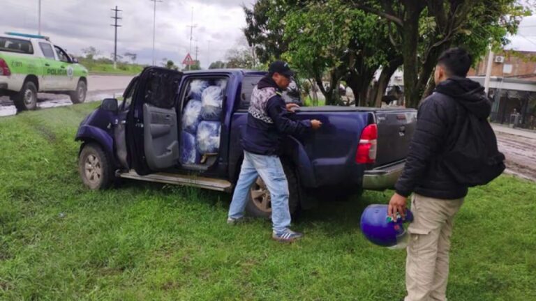Persecución en Tucumán: detuvieron a una pareja y secuestraron casi una tonelada de hojas de coca